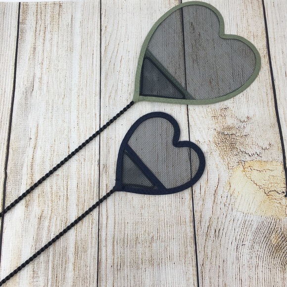 Heart Shaped Fly Swatter - Set of 2 - Gift Home - Picture 3 of 4